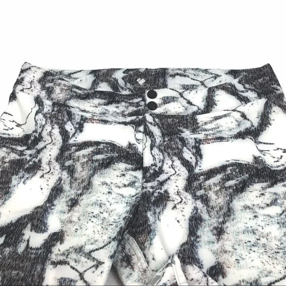 Obermeyer Bond black and White ski Pants - Picture 4 of 13